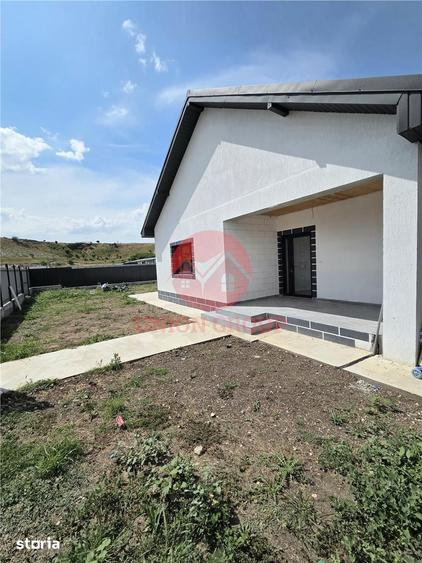 Casă cu 3 camere cu Teren 411 Mp în Central