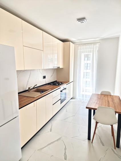 Apartament cu 2 camere decomandat în Theodor Pallady
