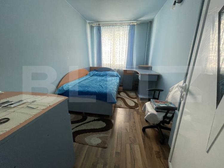 Apartament cu 4 camere decomandat în Porolissum