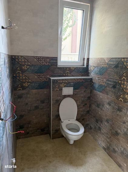 Spațiu comercial, de 200 mp, în Central