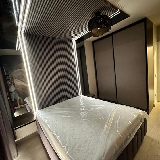 Apartament cu 3 camere decomandat în Exterior Vest