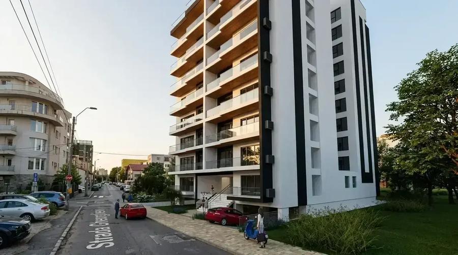 Apartament cu 3 camere semidecomandat în 13 Septembrie