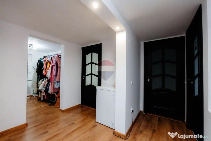 Casă cu 5 camere cu Teren 1800 Mp în Udeni-Zăvoi