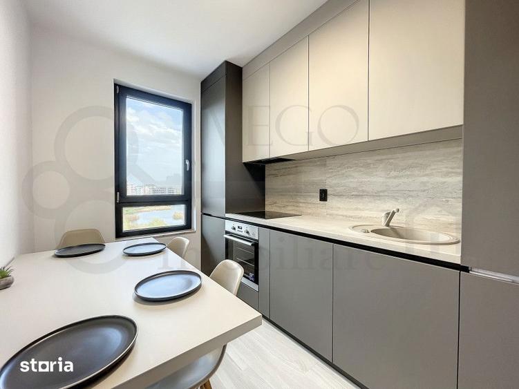 Apartament cu 3 camere, mobilat în Între Lacuri