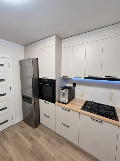 Apartament cu 2 camere decomandat în Ștrand