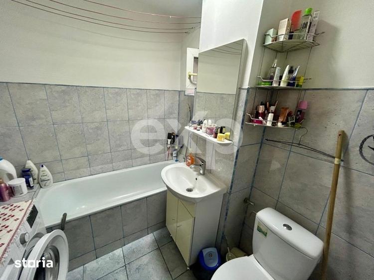 Apartament cu 3 camere decomandat, mobilat în Dârste