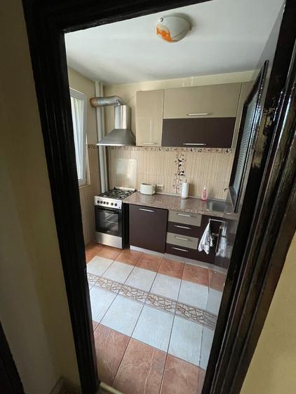 Apartament cu 2 camere semidecomandat în Chibrit