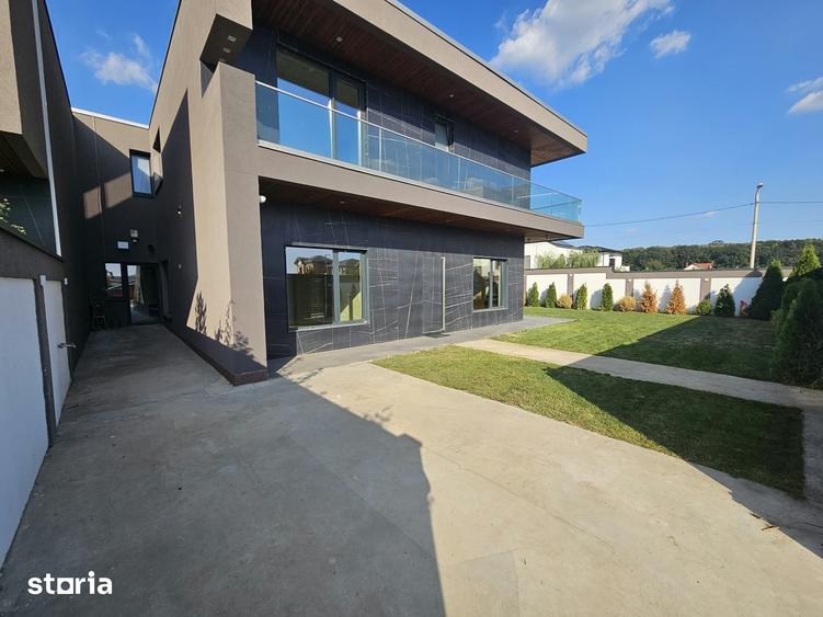 Casă cu 5 camere cu Teren 350 Mp în Central