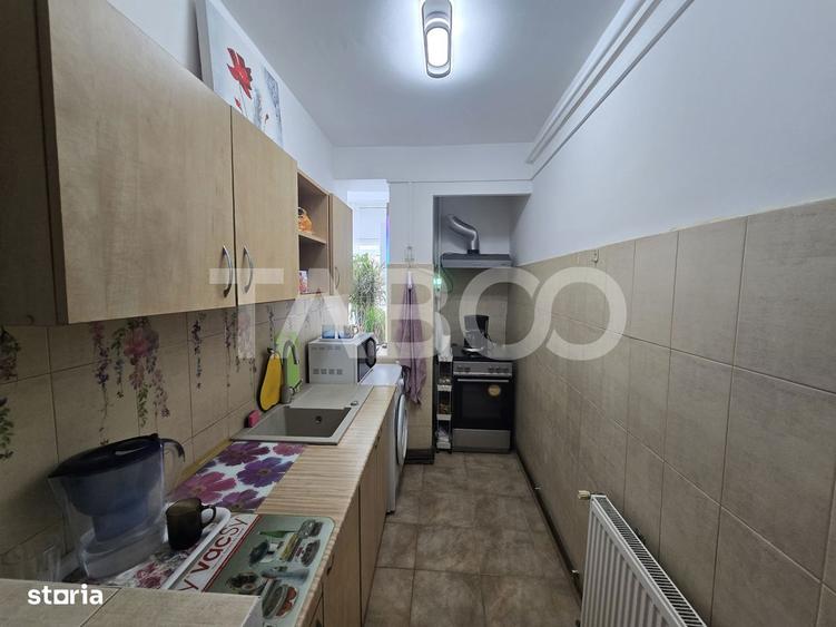 Apartament cu 2 camere nedecomandat, mobilat în Mihai Viteazul