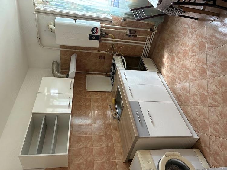 Garsonieră decomandată în Central