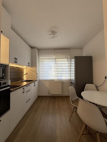 Apartament cu 2 camere semidecomandat în Rogerius
