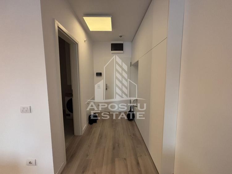Apartament cu 3 camere semidecomandat în Take Ionescu