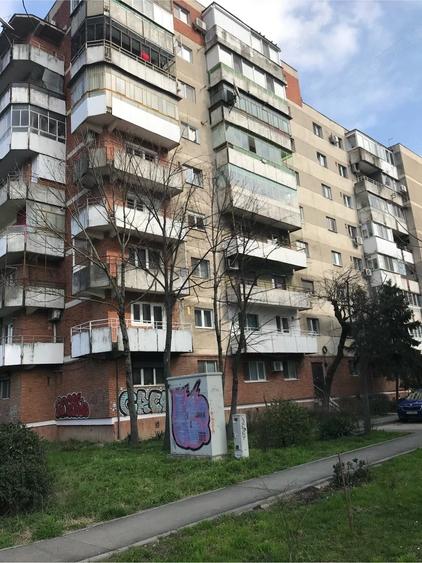 Garsonieră decomandată în Complex Studențesc