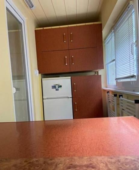 Apartament cu 2 camere decomandat, mobilat în Doamna Ghica