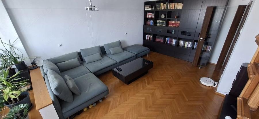 Apartament cu 4 camere decomandat în Olimpia-Stadion