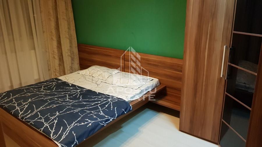 Apartament cu 3 camere decomandat în Olimpia-Stadion