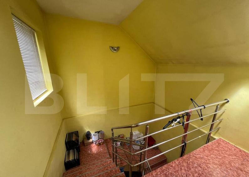 Casa de vanzare, cu 2 camere, zona cu vad comercial. - 3