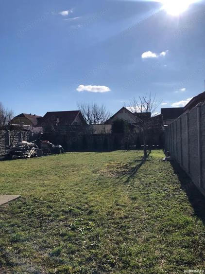 BRASADAS vinde casa in zona Micro 17 teren 9.5 ari 240mp. - 2