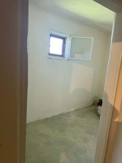 Vand casa la curte - 5