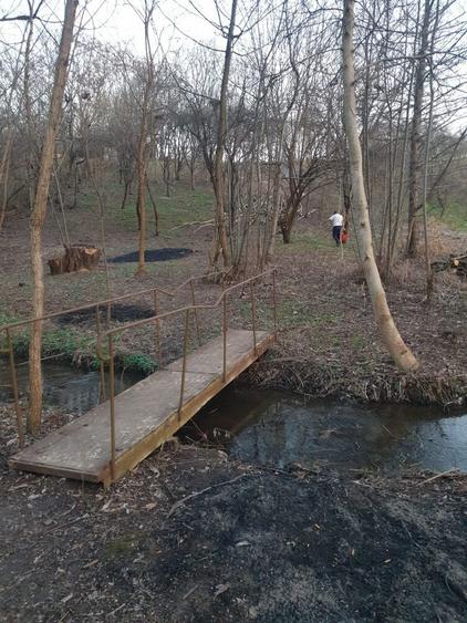 Teren intravilan cu relief spectaculos, tip munte Malu Mare parau - 3