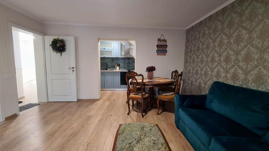 DESCOPERĂ FRUMUSEȚEA BRASOVULUI CASĂ DE LUX CU DOUĂ APARTAMENTE LA CHEIE - SCHEi - 4