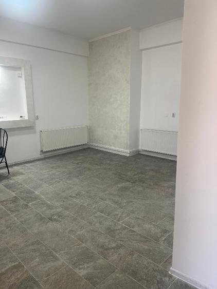 Spațiu comercial avsntajos - 10