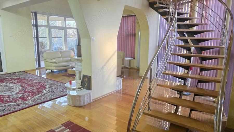 Vand casa de locuit sau pentru pensiune in Deva, zona 22 Decembrie, S+P+1+M, contructie din BCA - 3