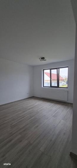 Casa cu 3 camere 80mp, teren 650 mp, intabulata centru Holboca - 9