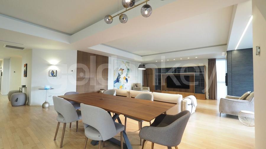 Apartament ultra-finisat cu 4-5 camere, vedere libera, 2 garaje - 13