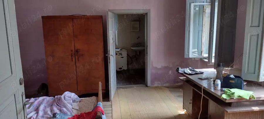 Conac de vanzare - 8