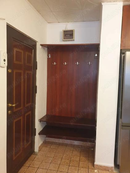 Vand apartament 2 camere, zona 9 mai - 1