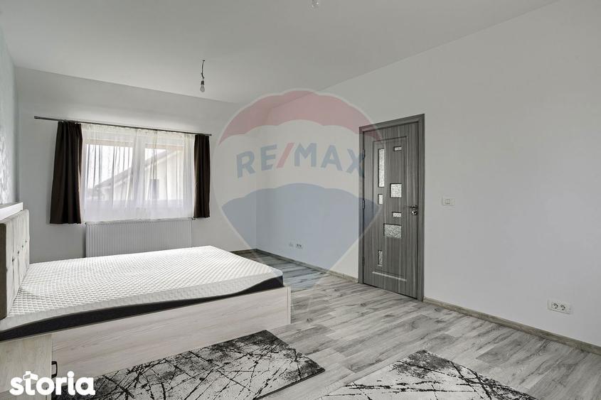 Casa de inchiriat in cartierul Athena, zona 6 Vanatori - 7