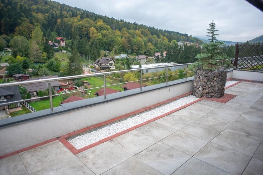 Apartament de lux cu 3 camere si terasa în Sinaia – 128 mp utili, parcare - 13