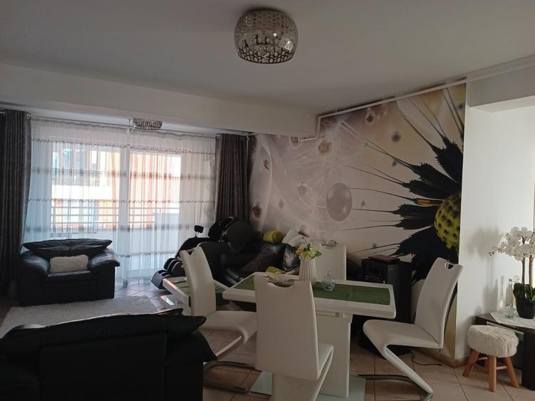 Ofer spre închiriere apartament lux 4 camere în stațiunea Mamaia - 7