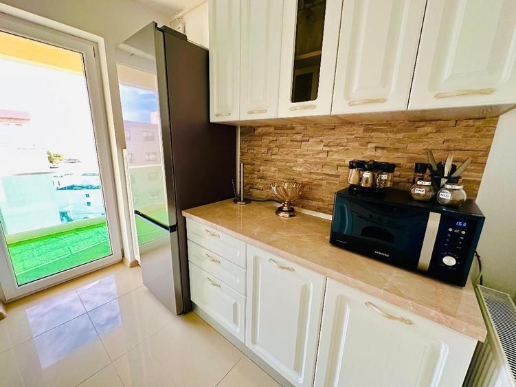 MAMAIA BUTOAIE 3 CAMERE VEDERE LA LAC SI MARE PRET 199.000 EURO - 6