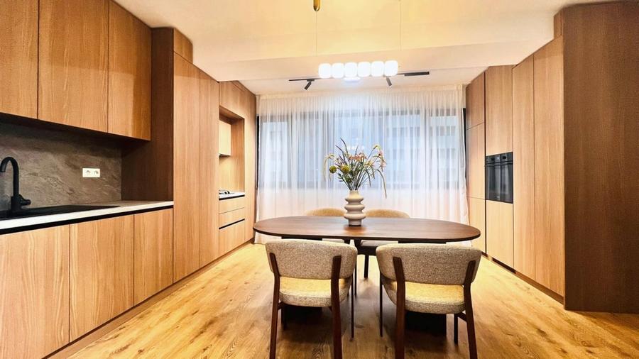 Apartament cu 2 camere semidecomandat, mobilat în Pipera