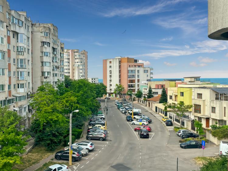 Apartament 3 camere | Vedere la mare  si parcare | Faleză Nord | Comision 0% - 1