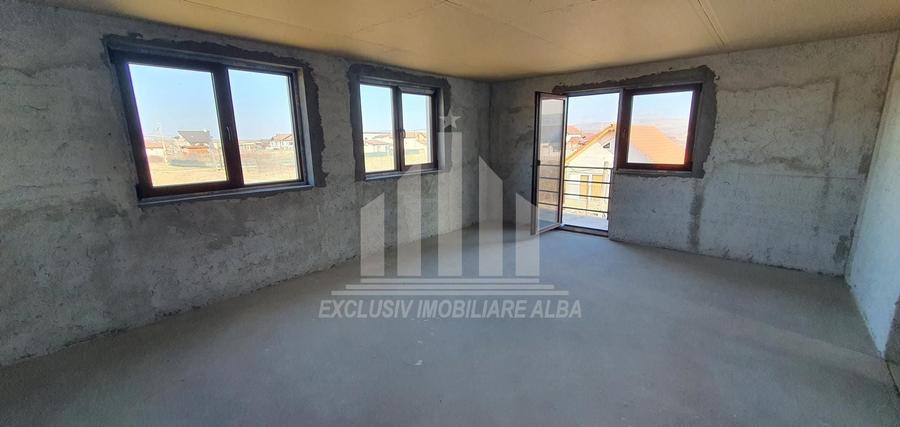 Casa individuala | Semifinisata | 170 mp | 300 mp teren | Partos - 3