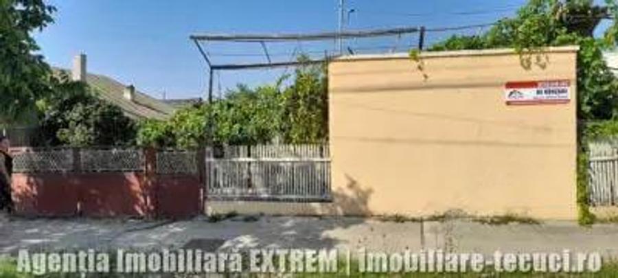 Casa 4 camere ?i 1088mp teren, deschidere 15ml la strada, in Tecuci - 4
