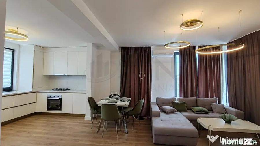 Casă cu 5 camere cu Teren 305 Mp în Domnești