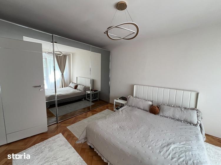 Apartament cu 2 camere decomandat în Podgoria