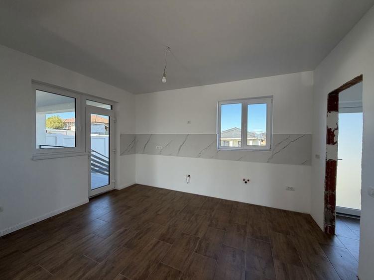 Casa de vanzare Paleu - 2