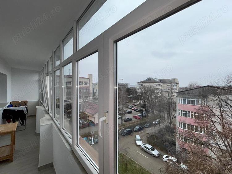 Proprietar - Apartament cu 3 camere, 94 mp, zona TRAIAN - PRIMARIE; PRET FIX - 5