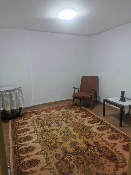 Casă cu 4 camere în Stănești