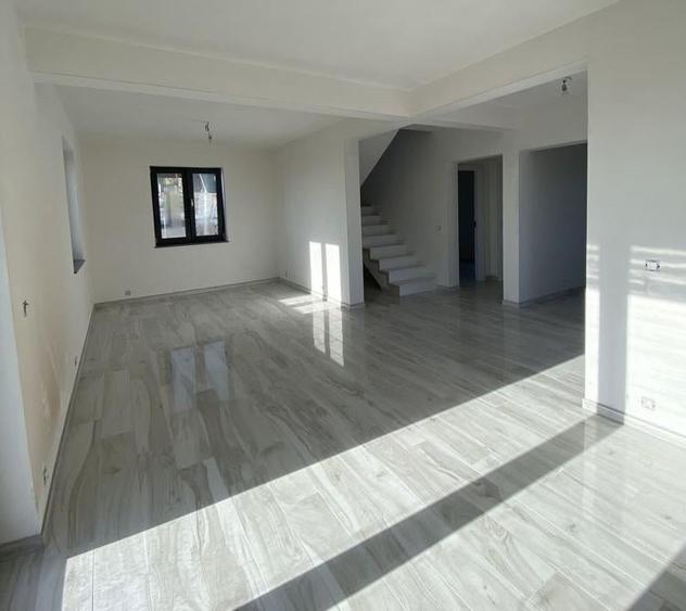 Casa Individuala, Moara C-5198 - 3