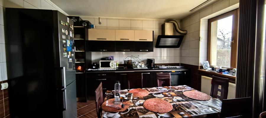 Vila Breaza 380Mp,Teren 1320Mp,aproape de Liceul Militar - 21