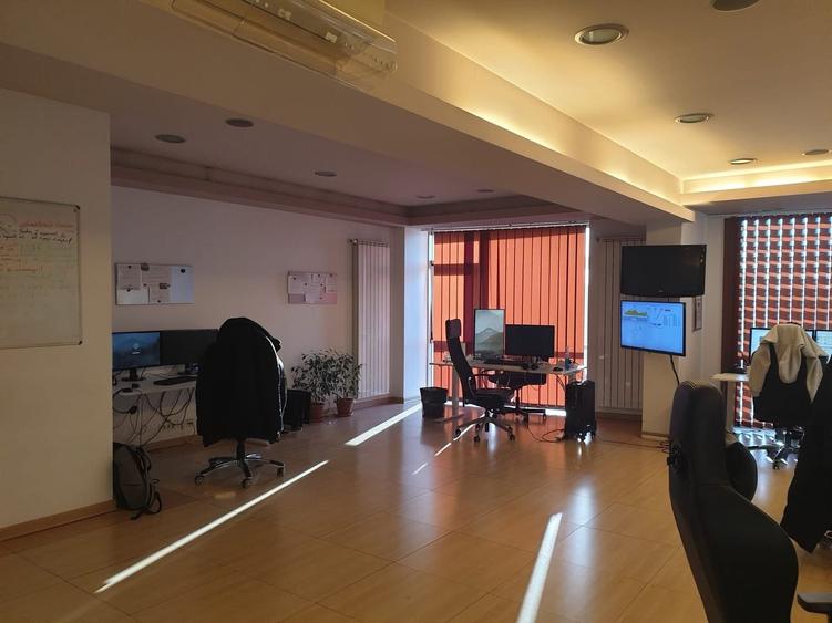 SPATII DE BIROURI LUX, PIATA ROMANA - 6