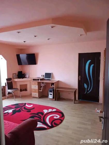 Vand apartament semidecomandat cu doua camere - 1