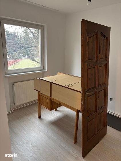 De vanzare ap. cu 3 camere, Cart. Budai, Str. Panselutelor, et. 3/4 - 5