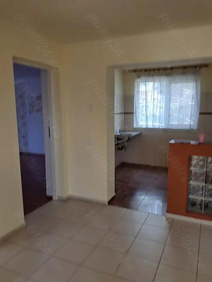 Vand casa cu teren in zona centrala Suceava - 3